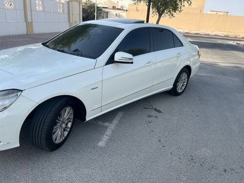 للبيع مرسيدس 200 اي مالك ثاني 