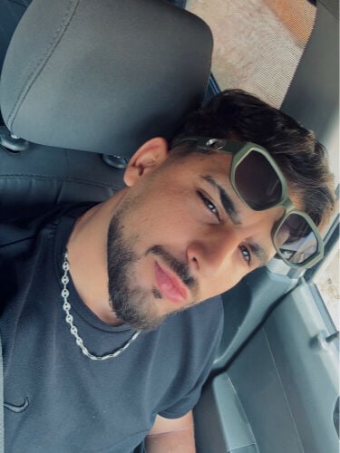 ايوب عباسي 