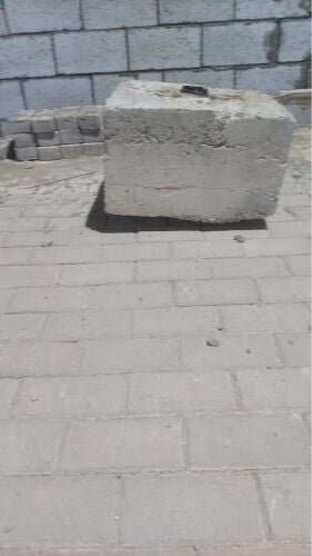قطع خرسانية متحركة 
