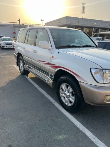 Toyota Land Cruiser GXR 