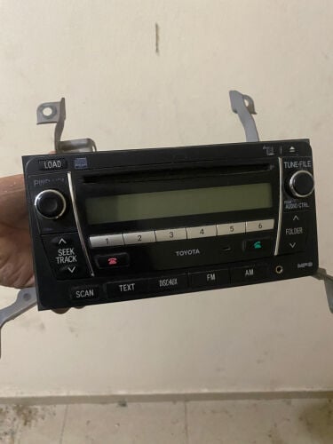 orginal Toyota stereo good working 