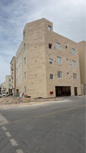 للبيع عماره جديده بالمطار القديم