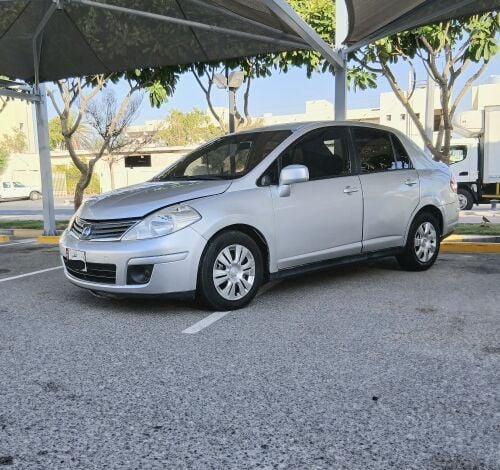 tiida 2011 1.8