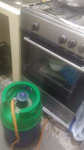 gas cylinder with oven