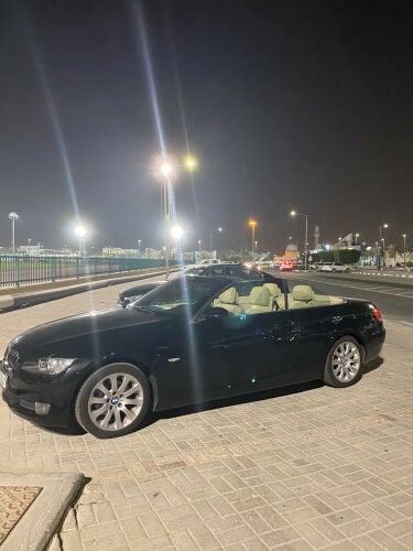 بي ام دبليو ٣٢٠ 