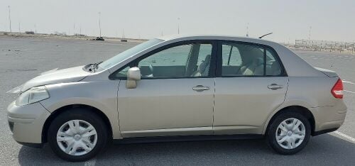 Nissan Tiida Automatic (2011)