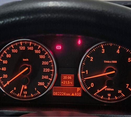 bmw 320i coupe 