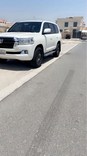 للبيع جي اكس ٢٠٢١ نظيف ٦ سلندر 