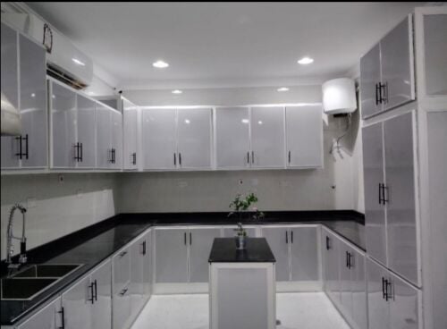 Kitchen cabinet, aluminium, glass