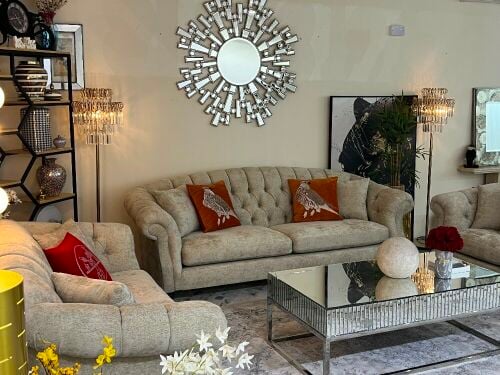 The one brand sofa set fro sale