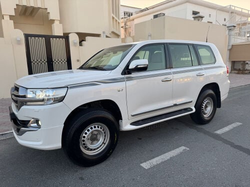 في اكس  ار 2019 ابيض ثلجي
