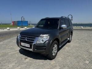 Mitsubishi Pajero 3.5L GLS 2016
