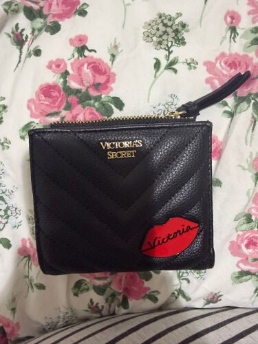 VICTORIA SECREY WALLEY WOMEN REAL