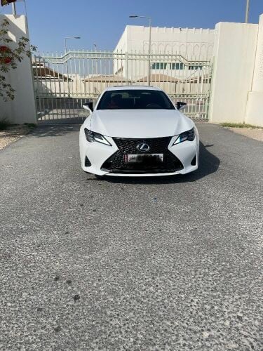 للبيع لكزس ار سي إف 350