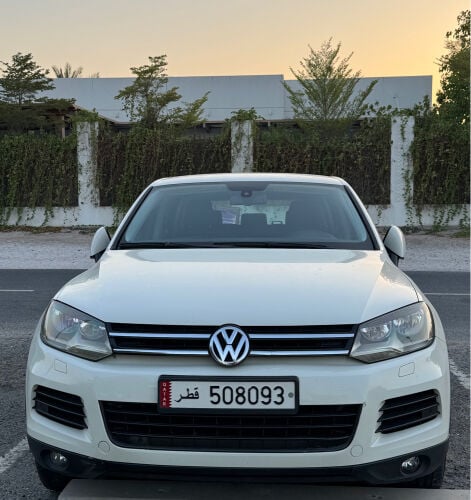 VOLKSWAGEN TOUREG -2012