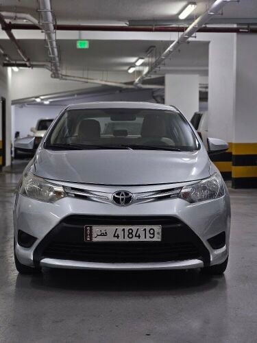 Toyota yaris 2014