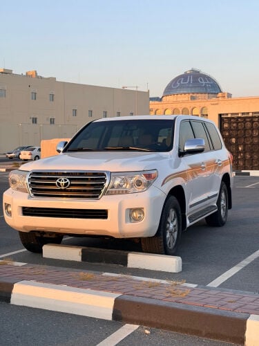 Toyota Land Cruiser GXR V8 2013