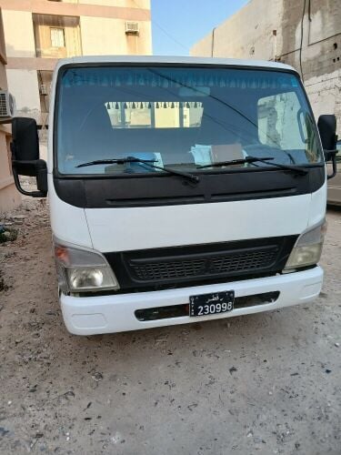 الشاحنات
