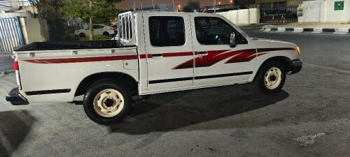 Nissan Pick up