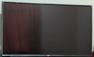 LG UHD 4k Smart TV 49"