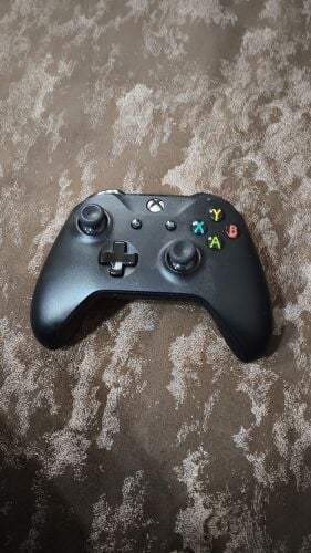 Xbox hand
