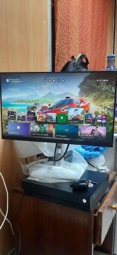 Xbox One X with like a new Dell LCD