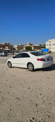 Toyota Camry.. istemara 1year ..