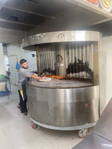 معدات مخبز كامل للبيع 