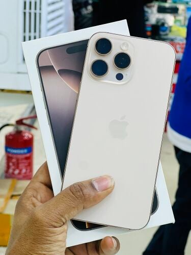 iPhone 16 pro max 256 GB