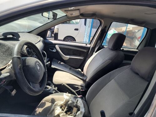 Renault duster all parts available
