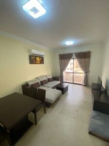 للايجار بالثمامه غرفه وصاله مفروش