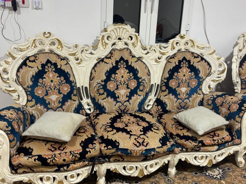 2 big sofas chair 