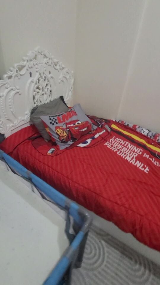 2 beds with mattress
