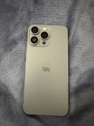 iPhone 15 Pro Max 256gb 95 battery