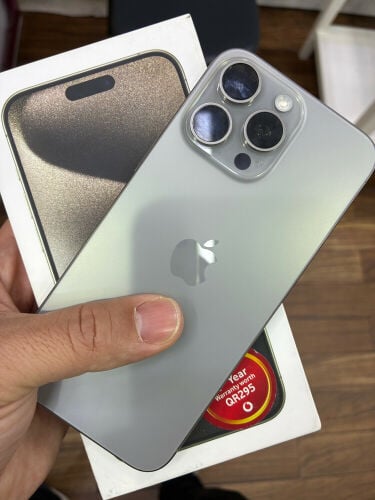 iPhone 15 pro max / 256 like new
