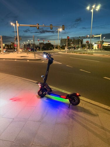 FAST ELECTRIC SCOOTER