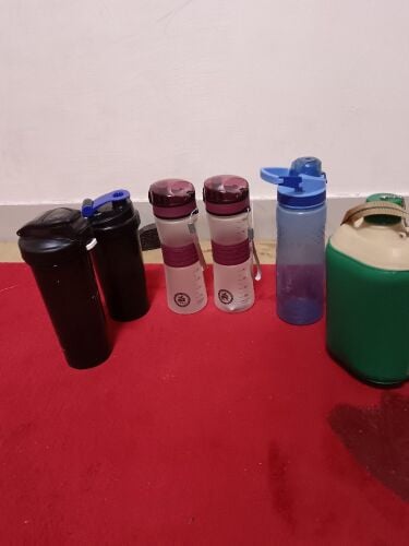 water bottle for sale 7 pices all t