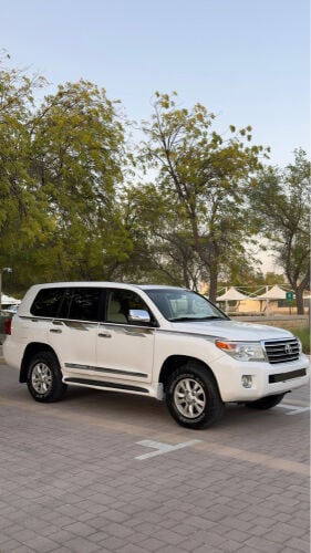 GXR V8 2013