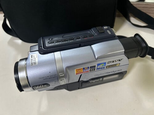 Sony trv140e handycam 