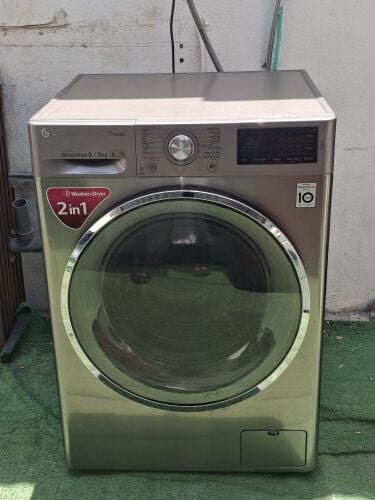 LG 9kg /5kg machine