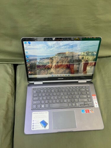 لابتوب سامسونج شاشة لمس 15.6 انش