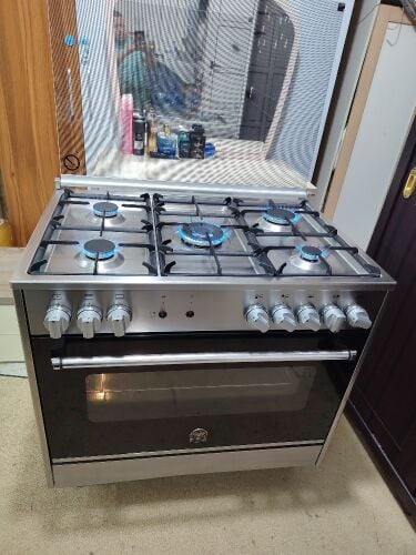 Italian LA Germania Cooking range