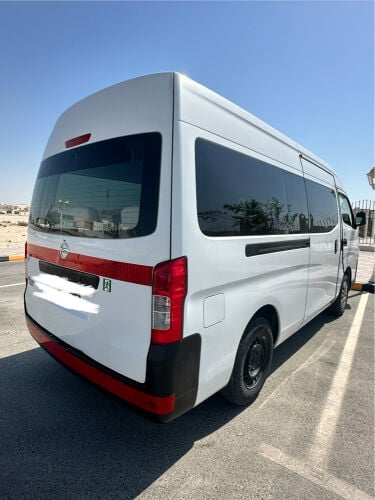 urvan nv350 passenger 