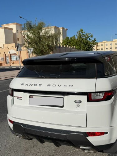          Dynamic Range Rover Evoque