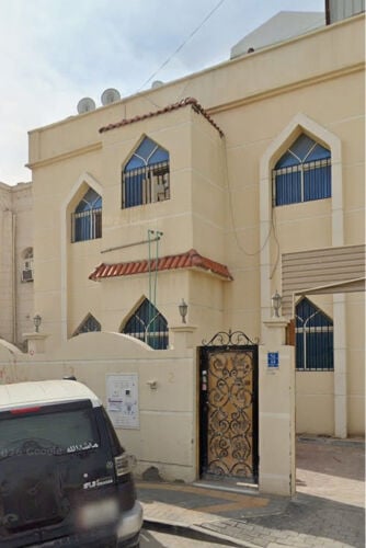 للبيع فيلا في معيذر 