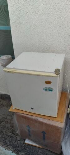 Mini Fridge in Good Condition