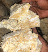 عنبر الحوت الطبيعي الفاخر