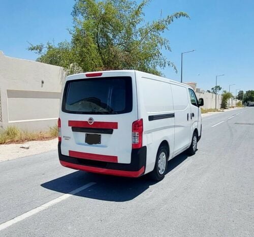 NISSAN URVAN