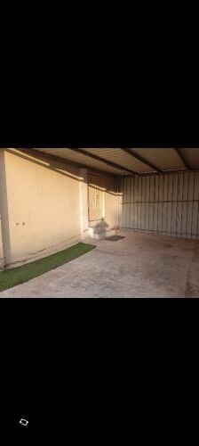 ملحق مستقل مع باركن مغطي بابونخله