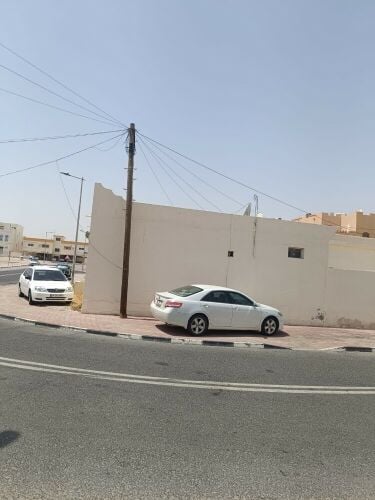 للبيع بيت شعبى بخليفة ج ٥٩٧م
